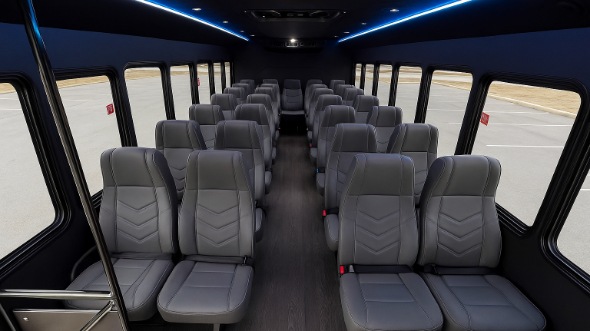 green bay 18 passenger minibus rental