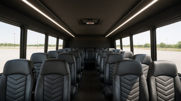 green bay 35 passenger minibus rental