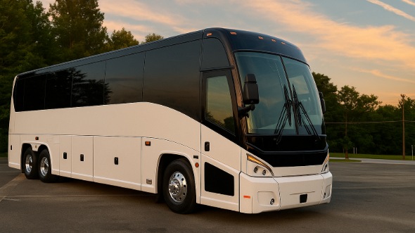 green bay corporate bus rental